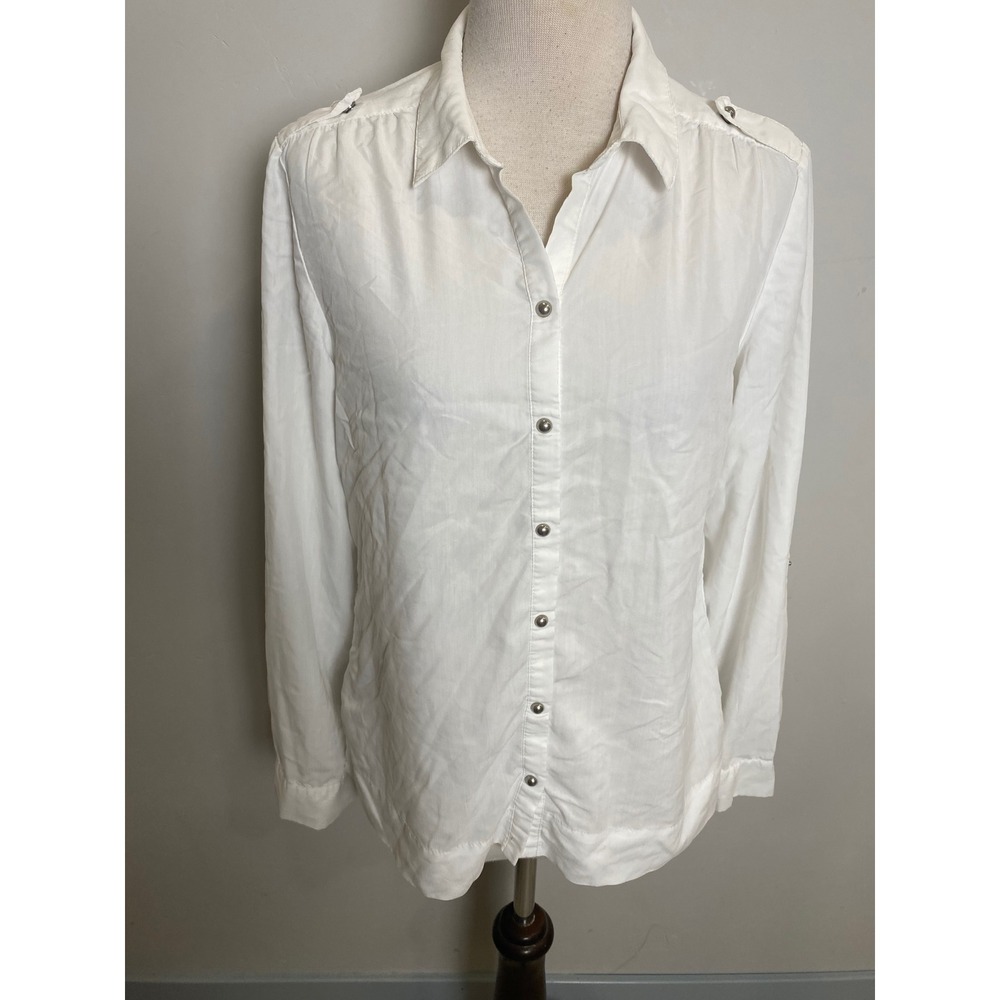 Chicos White Modal Blend Roll Tab Utility Blouse Epaulettes Snap Front Size 0 S